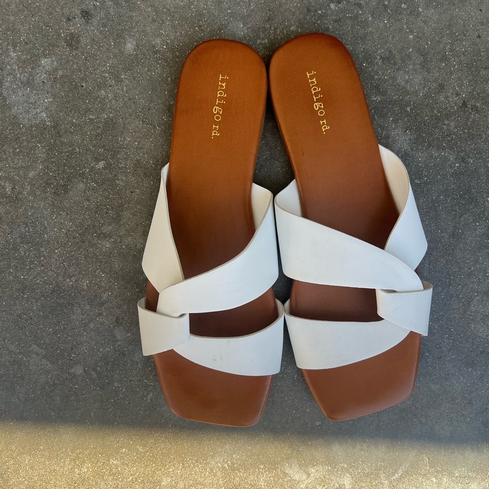 Indigo Women's White Cross-Strap Sandals